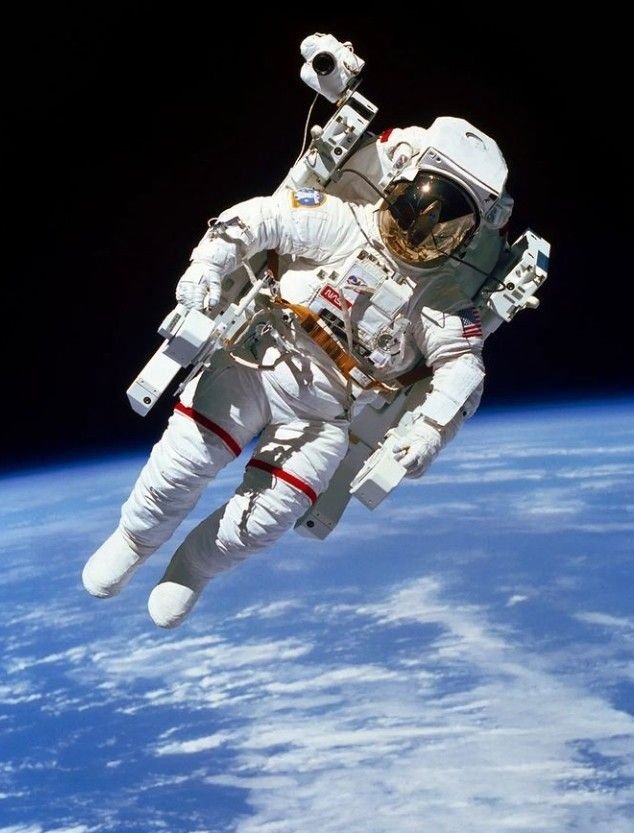 Historic Untethered Spacewalk: Bruce McCandless's Bold Leap