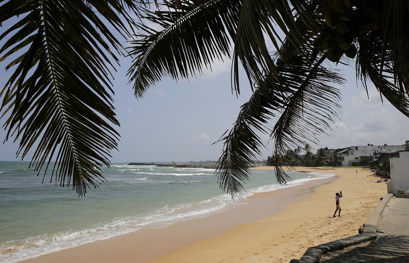 Sri Lanka Police Address Threats to U.S. Tourists in Arugam Bay