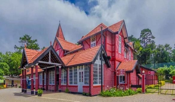 Govt Halts Nuwara Eliya Post Office Hotel Project